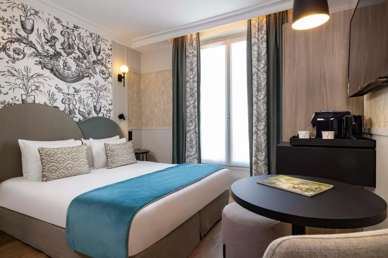 Grand Lévêque Hotel 3*