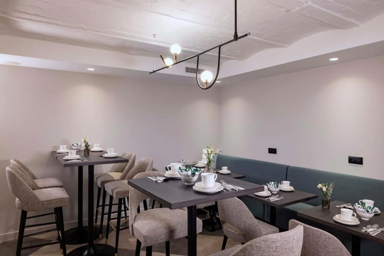 Hotell Grand Leveque