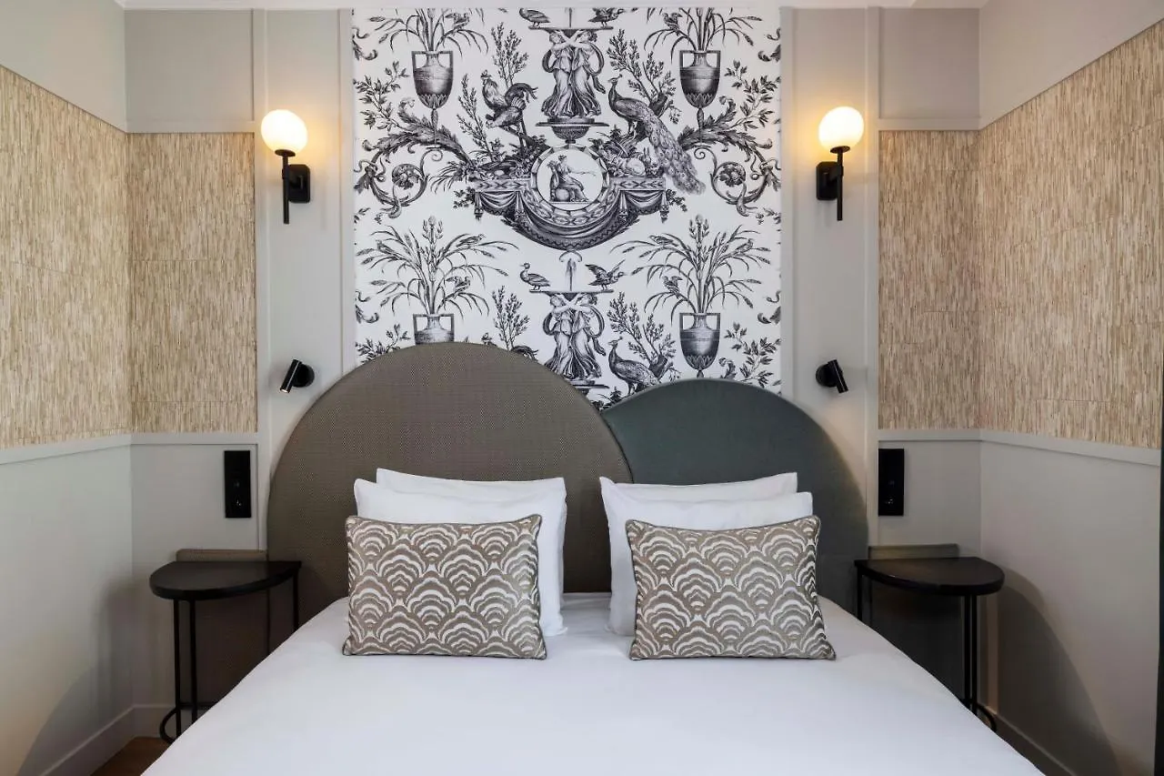 Grand Leveque Hotell 3*